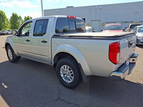 Used 2016 Nissan Frontier SV AWD/4WD image 4