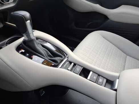 Used 2023 Honda HR-V LX image 20