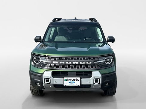 Used 2025 Ford Bronco Sport Badlands image 9