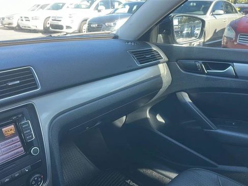 Used 2015 Volkswagen Passat 1.8T S FWD image 25