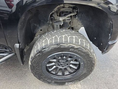 Used 2019 Chevrolet Silverado 1500 LT Trail Boss AWD/4WD image 22