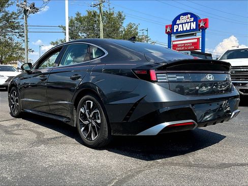 Used 2025 Hyundai Sonata SEL FWD image 4