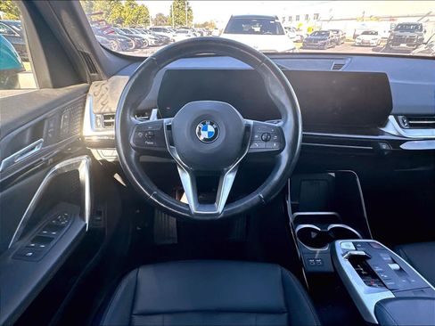 Used 2023 BMW X1 xDrive28i w/ Convenience Package AWD/4WD image 11