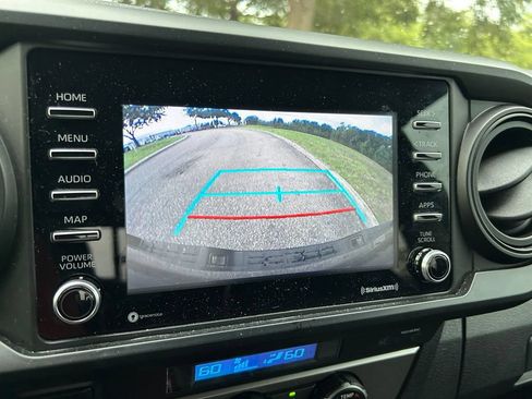 Used 2021 Toyota Tacoma SR AWD/4WD image 23