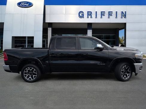 Used 2025 RAM 1500 Laramie AWD/4WD image 3