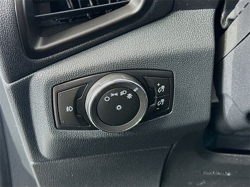 Used 2021 Ford EcoSport SE w/ SE Convenience Package image 10