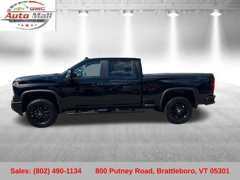 Used 2025 Chevrolet Silverado 3500 LT w/ Trail Boss Package AWD/4WD image 2