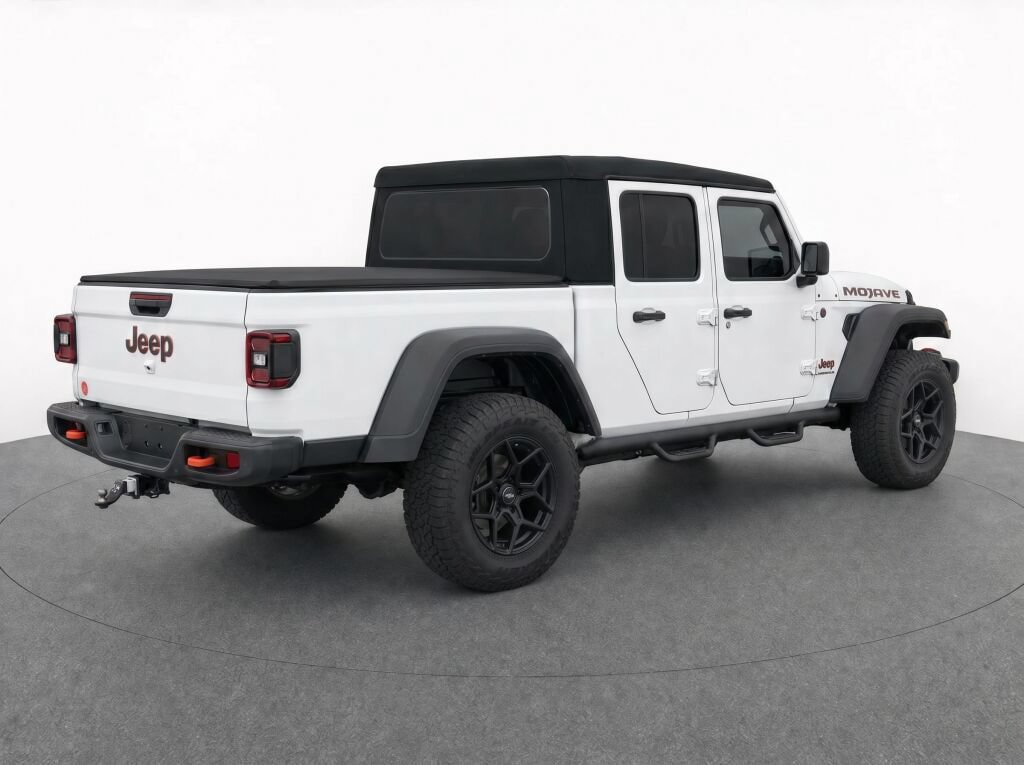 Used 2024 Jeep Gladiator Mojave w/ Technology Group AWD/4WD image 37