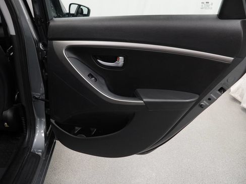Used 2016 Hyundai Elantra GT w/ Option Group 03 FWD image 27