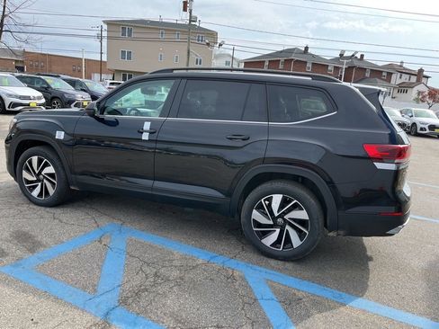New 2026 Volkswagen Atlas SE AWD/4WD image 12