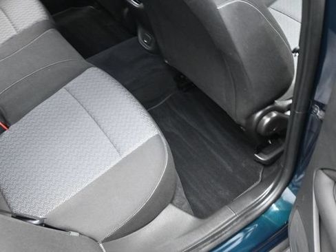 Used 2018 Buick Regal Preferred FWD image 34