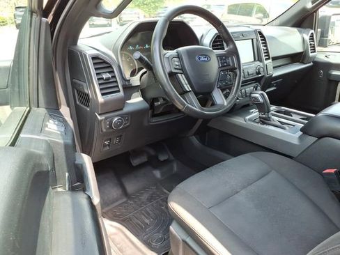 Used 2018 Ford F150 XLT w/ Equipment Group 302A Luxury AWD/4WD image 18