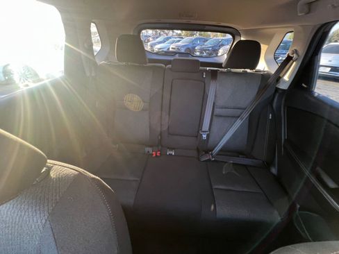 Used 2025 Nissan Rogue SV image 43