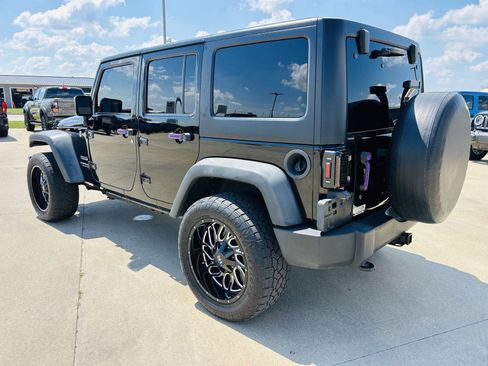 Used 2016 Jeep Wrangler Unlimited Sport w/ Quick Order Package 24S AWD/4WD image 27