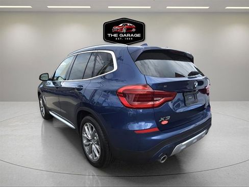 Used 2018 BMW X3 xDrive30i w/ Premium Package AWD/4WD image 4