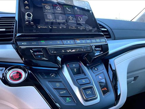 New 2026 Honda Odyssey Touring image 19