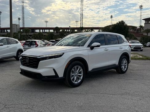 Used 2025 Honda CR-V EX image 9