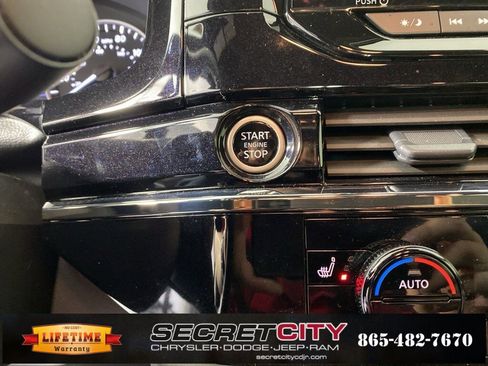 Used 2024 Nissan Pathfinder Rock Creek image 17