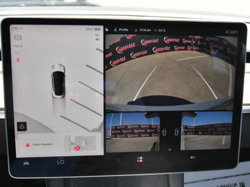 Used 2023 Tesla Model 3 Standard Range RWD image 18