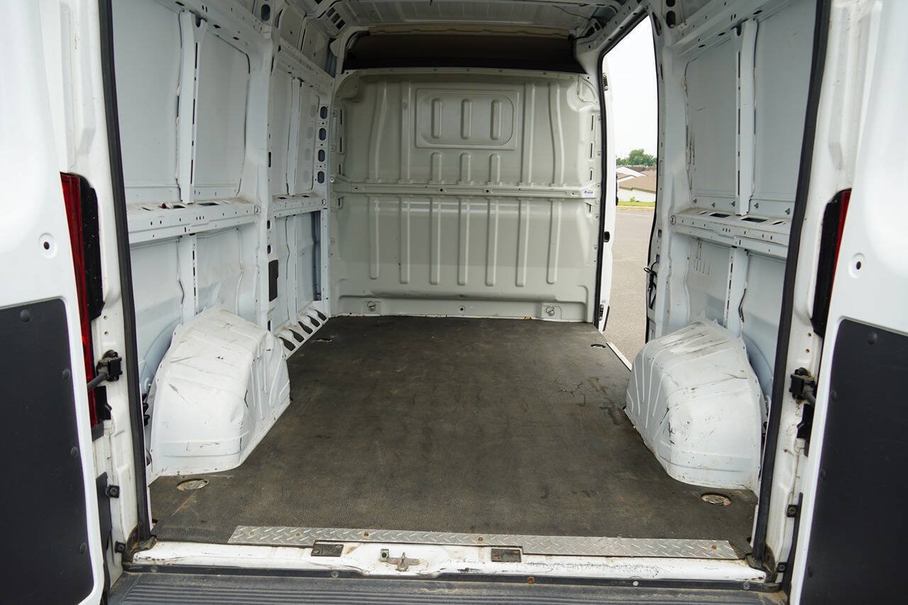 Used 2018 RAM ProMaster 2500 FWD image 23