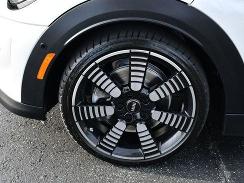 Used 2023 MINI Cooper S image 75