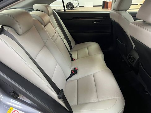 Used 2014 Lexus ES 350 image 32