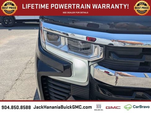 Used 2023 Chevrolet Silverado 1500 LT AWD/4WD image 10