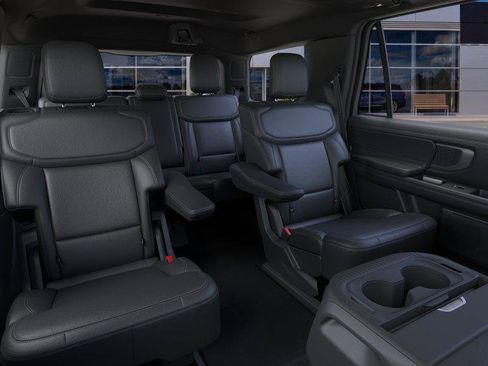 New 2026 Ford Expedition Platinum w/ Stealth Performance Package AWD/4WD image 11
