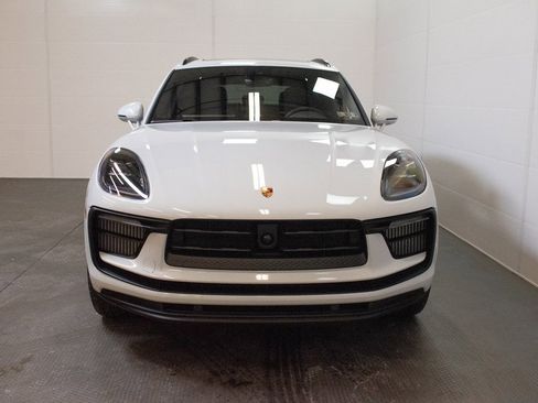 New 2026 Porsche Macan S image 7
