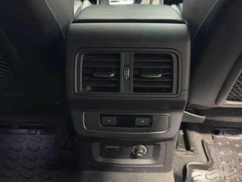 Used 2021 Audi SQ5 Premium Plus w/ Premium Plus Package AWD/4WD image 18