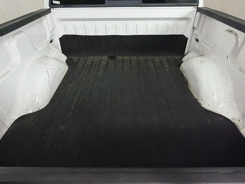 Used 2010 Ford F150 XLT RWD image 25