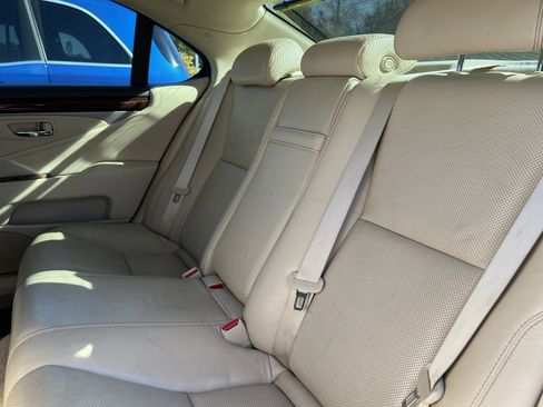 Used 2014 Lexus LS 460 image 33