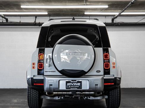 Used 2020 Land Rover Defender 110 S AWD/4WD image 4