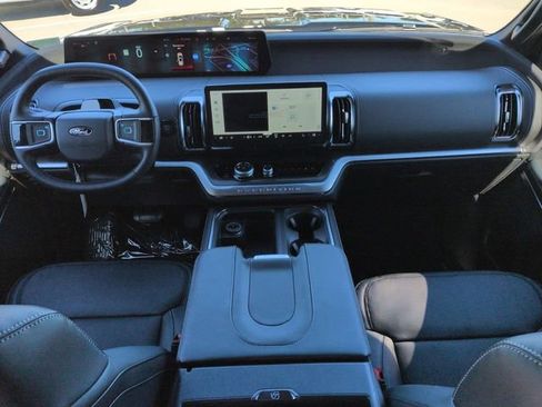 New 2026 Ford Expedition Platinum w/ Stealth Appearance Package image 15