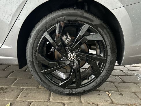 New 2026 Volkswagen Jetta SE image 40