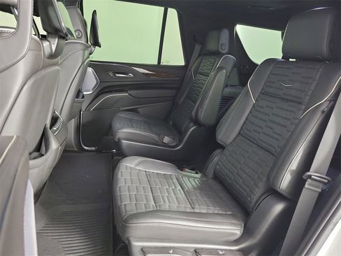 Certified 2023 Cadillac Escalade Sport Platinum w/ LPO, ONYX Package image 12