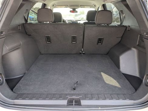 Used 2024 Chevrolet Equinox LT image 26