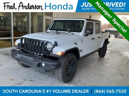 Used 2023 Jeep Gladiator Willys image 1
