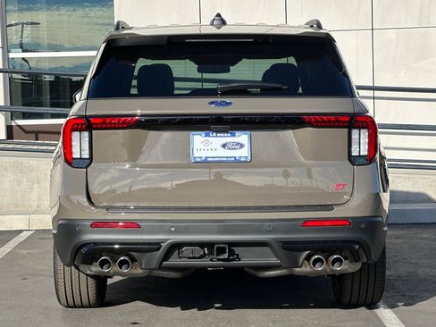 New 2026 Ford Explorer ST w/ Sun And Sound Package image 4