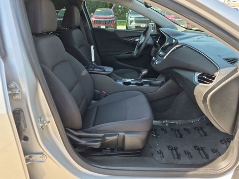 Used 2022 Chevrolet Malibu LT FWD image 23