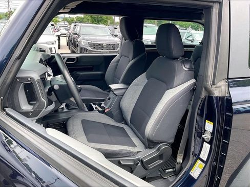 Used 2021 Ford Bronco 2-Door AWD/4WD image 9
