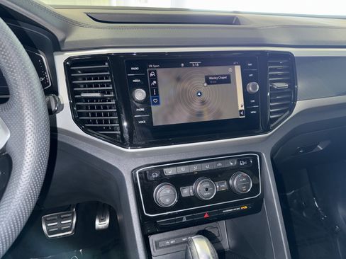 Used 2023 Volkswagen Atlas Cross Sport SEL R-Line image 26