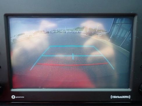 Used 2020 Toyota RAV4 LE w/ Carpet Mat Package AWD/4WD image 27