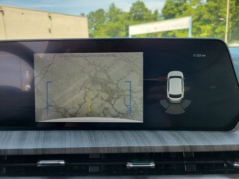 Used 2024 Kia Telluride EX w/ EX Captain's Chair Package FWD image 23