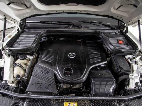 Used 2022 Mercedes-Benz GLS 450 4MATIC image 50