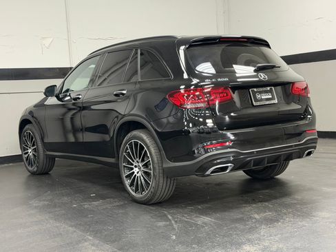 Used 2021 Mercedes-Benz GLC 300 image 9