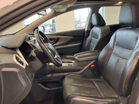 Used 2018 Nissan Murano Platinum image 11