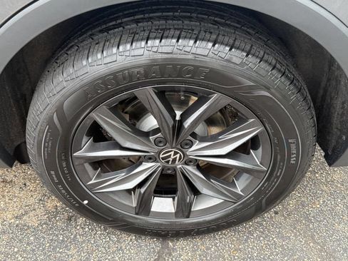 Certified 2023 Volkswagen Tiguan SE AWD/4WD image 7