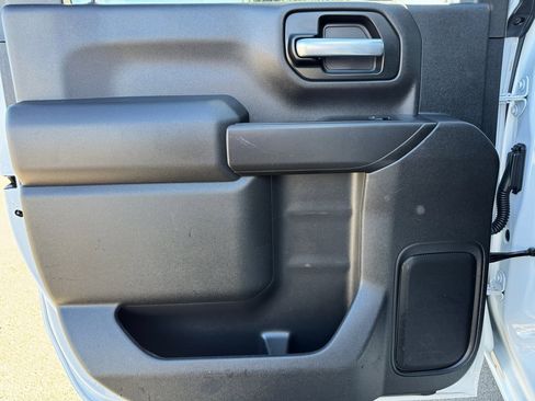 Used 2021 Chevrolet Silverado 3500 LT image 19