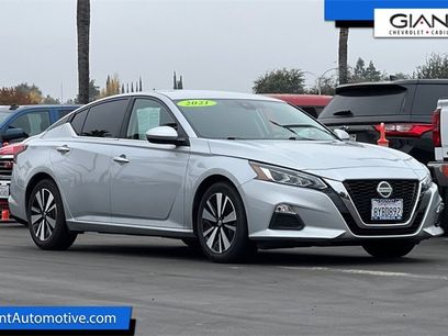 Used 2021 Nissan Altima 2.5 SV